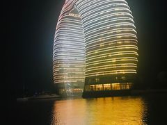 -湖州太湖旅游度假区-月亮广场