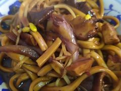 -珠宝街老左杂酱面馆