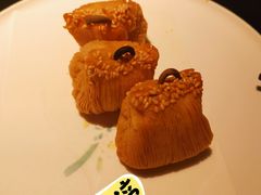 港式榴莲酥-甄御•海鲜新青岛菜(麦岛店)