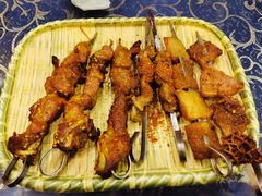 -乡村馕坑肉·烧烤·新疆菜·本地人更爱吃(阿勒泰首店)