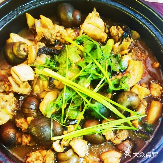 胡须佬蠔叹鸡煲(下廓店)