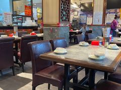 大堂-华盛园卷子王农家菜水库鱼