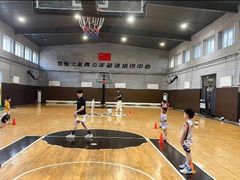 -梦想之巅·青少年篮球·羽毛球·培训中心(西站店)