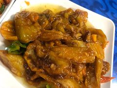 地三鲜-东北饺子王(港澳广场购物中心店)