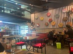 大堂-鑫正兴东北烧烤(滨湖店)