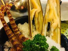 -鲜入围煮花胶鸡海鲜火锅