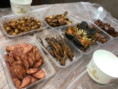 -蓝精灵饺子店