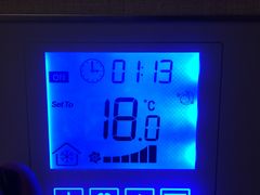 -桔子酒店(上海西藏北路地铁站店)