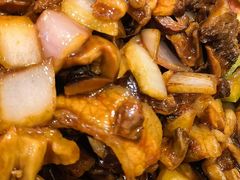 五花肉烧野蘑-天源居餐厅·地方特色菜(张北店)