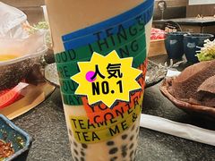 -湊湊火锅·茶憩(南京东路悦荟店)