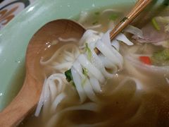 -越弥越南传统美食馆