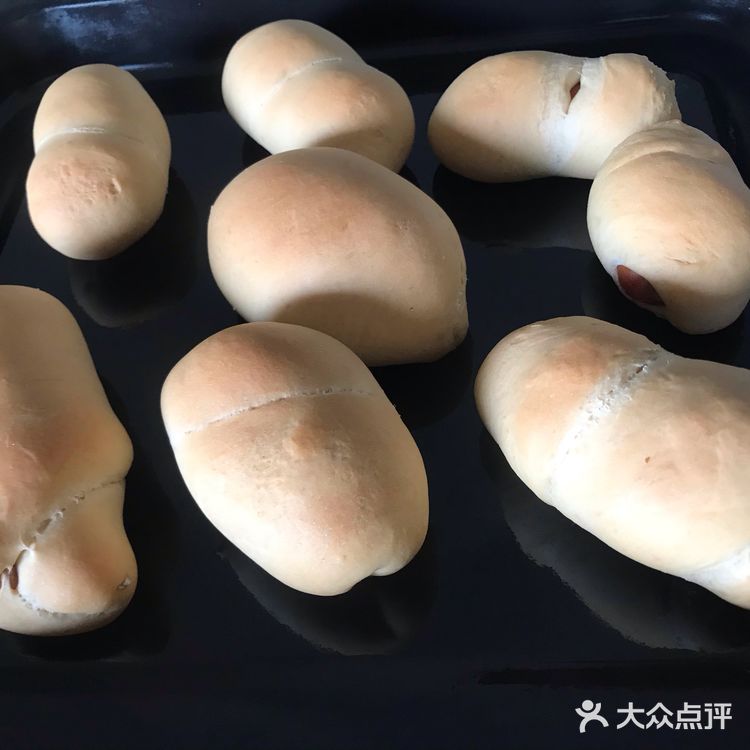 宝宝超喜欢的手工制作迷你红糖香肠包