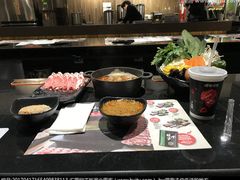 -呷哺呷哺 黄金牧场 (欢乐谷店)