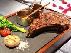 -弦月窗LUNETTE BY AMANDA(复兴路店)