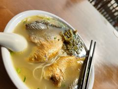 -洪大妈·黄鱼面(金山嘴渔村店)