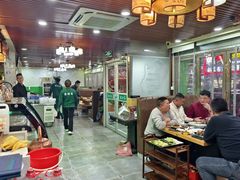 大堂-德顺斋爆肚涮肉馆·烧烤·羊蝎子·清真炒菜(马驹桥店)
