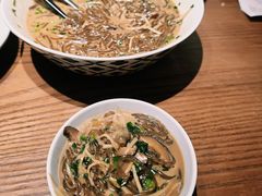 -小厨师·二十年沈家门小海鲜(百井坊巷店)