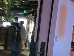 -绿茶餐厅(光谷世界城步行街店)
