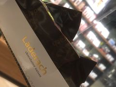 -Laderach 莱德拉(上海环贸iapm店)