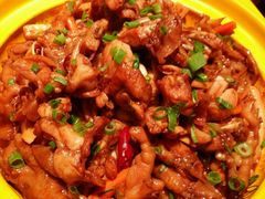 -多嘴超级肉蟹煲(杉杉国潮主题店)
