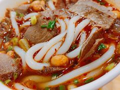 -覃肥叔桂林米粉(粮道街店)