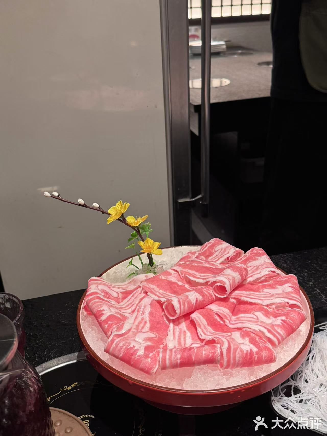 手切鲜肉立盘不倒🔥这铜锅涮肉绝绝子 