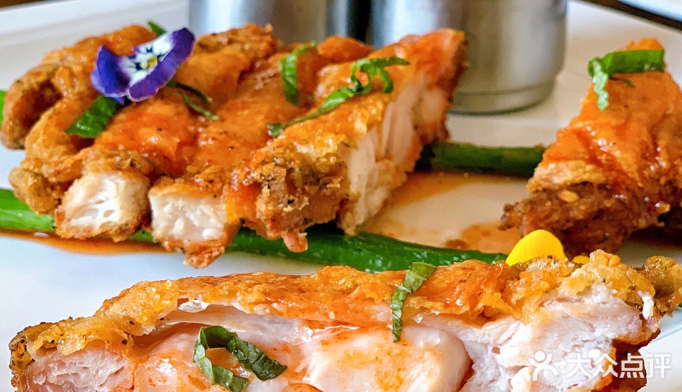 美式复古环境～在这里对西餐重新定义🍴