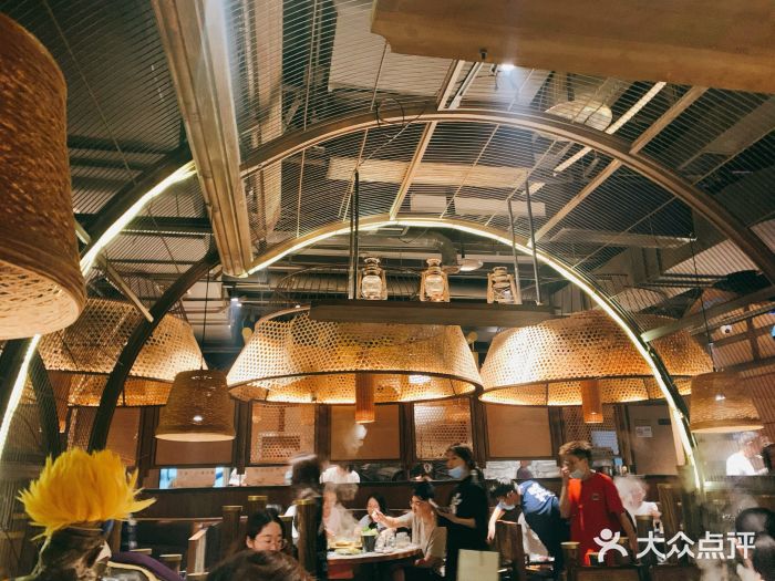 哥老官重庆美蛙鱼头(西湖银泰十一哥店)大堂图片