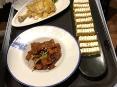 -侬佳蒸菜馆(听潮店)