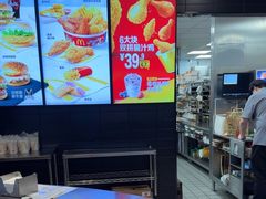 -麦当劳(北苑秋实路店)