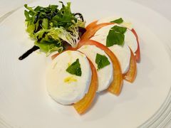 意式水牛奶酪配鲜番茄-Ponte 意大利餐厅