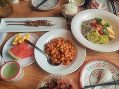 -小放牛炒菜馆(军校店)