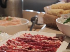 鲜牛肉-围炉夜话·潮汕卤水火锅(榕江店)