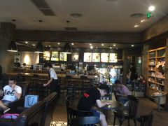 大堂-星巴克臻选(佛山佛罗伦萨小镇店)