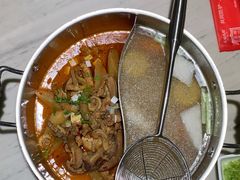 -左庭右院鲜牛肉火锅(浦江欢乐颂店)