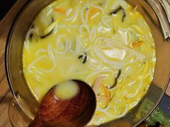鸡枞米线-云水瑶意境云南菜(柏威年购物中心店)