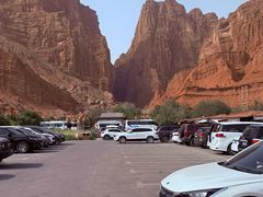 -天山神秘大峡谷