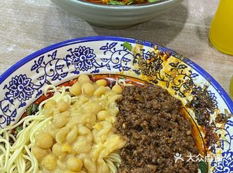 重庆朋友说重庆小面随便一家店都好吃