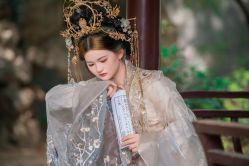 -一揽芳华汉服旗袍体验馆(拙政园店)
