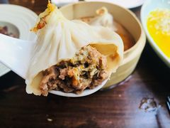 蟹粉小笼包-金枝玉叶上海人家食府(三里河店)