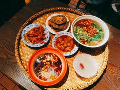 藕片-爆炸头阿姨小四川正宗川味小吃(无任何分店)
