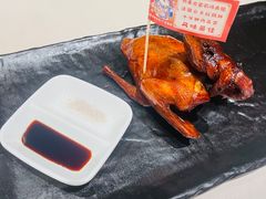 金牌红烧乳鸽-侨美食家·粤菜(体育西路店)