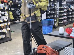 -迪卡侬(大英山店)