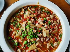 招牌好吃兔-盐帮食坊•小河帮川菜(四川师大店)