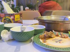-润园四季椰子鸡火锅(卓越INTOWN店)