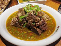 手抓土豪牛大骨-楼兰新疆主题餐厅(苏州中心店)