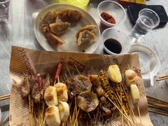 -老街烧烤大排档·地道湖北菜·龙虾馆(汉口火车站店)