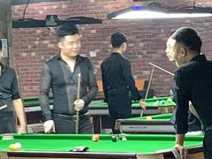 -云顶乔氏台球俱乐部(登宝大厦店)