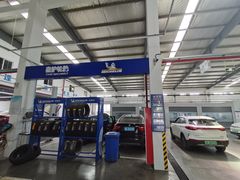 -华胜奔驰宝马奥迪专修连锁(虹梅南路店)