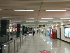 -常熟路(地铁站)